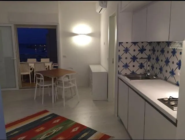 Casablu, Un Delizioso Bilocale Sulla Baia Di Naxos Apartment Giardini Naxos
